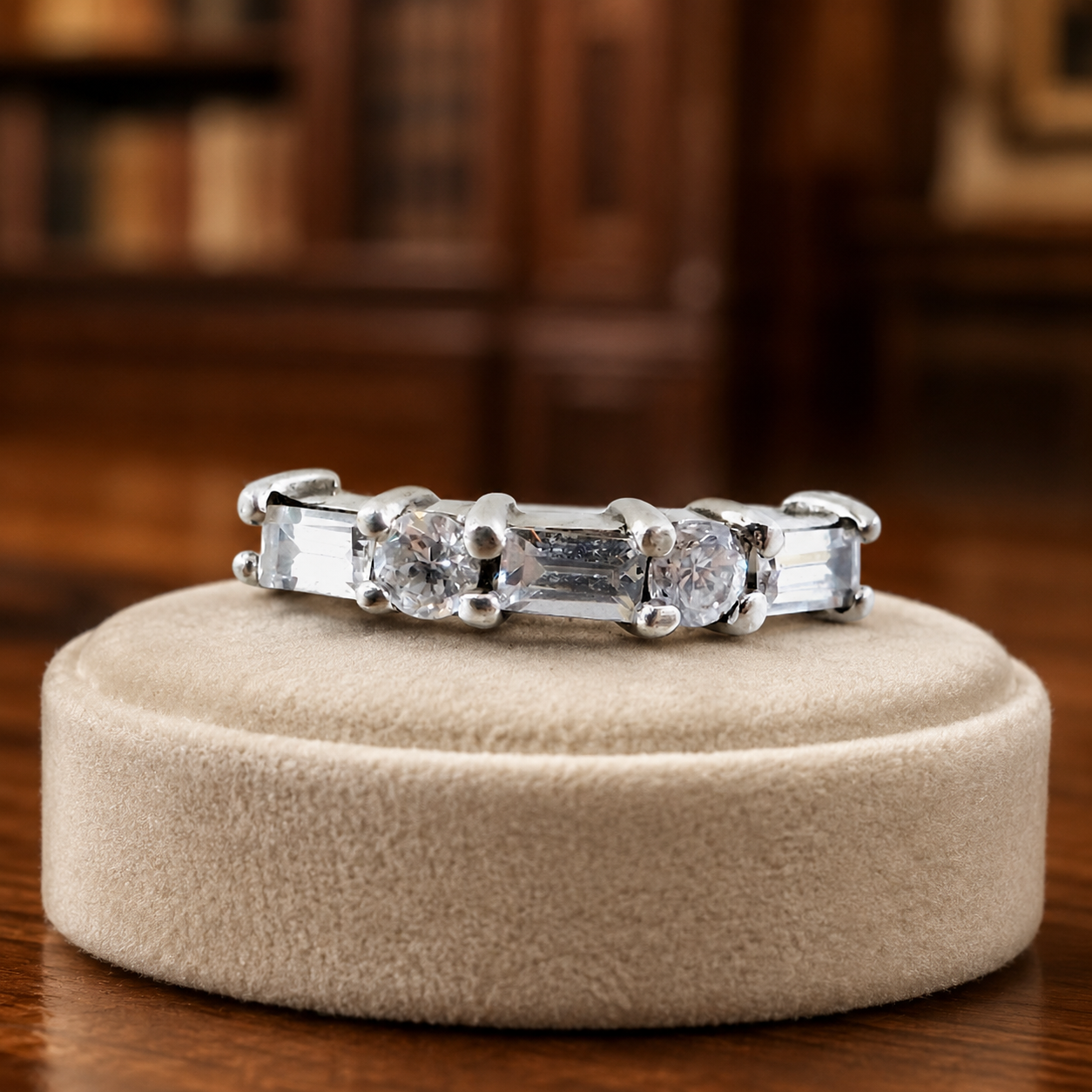 925 Silver CZ Bridge Style Ring Size 6.5