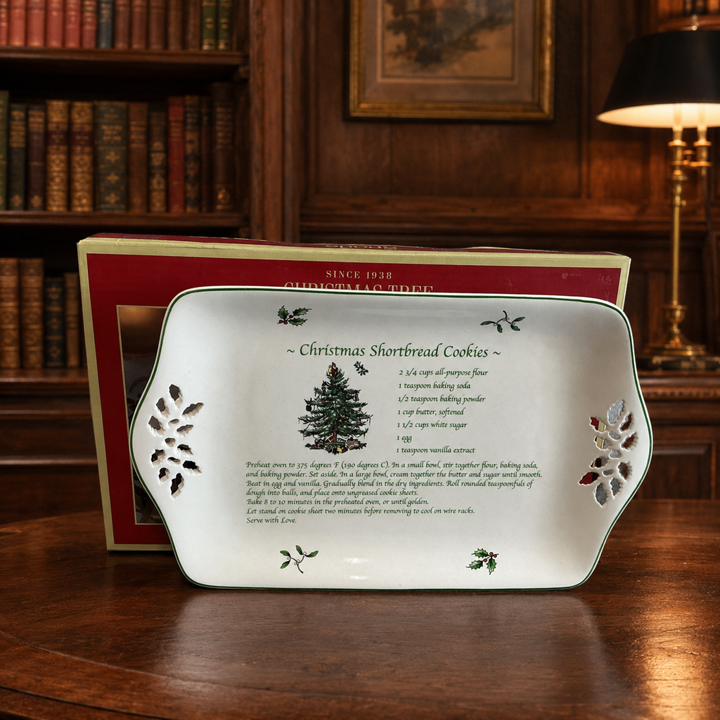 Spode Christmas Tree Pierced 12-Inch Shortbread Recipe Tray with Original Box