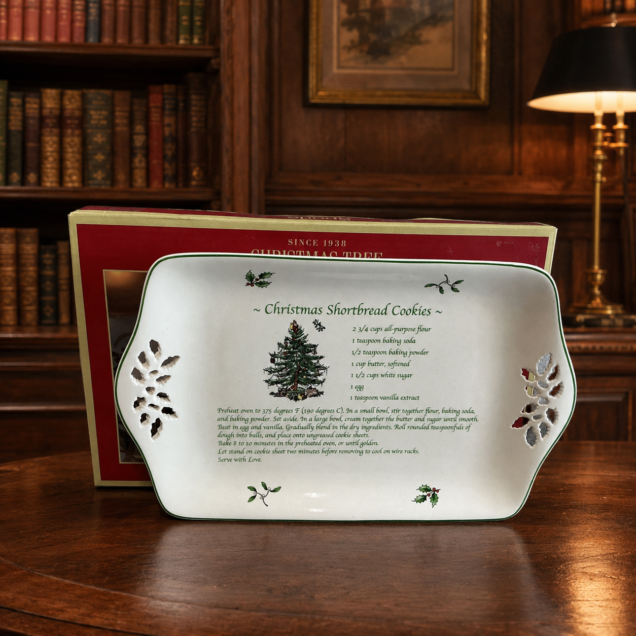 Spode Christmas Tree Pierced 12-Inch Shortbread Recipe Tray with Original Box