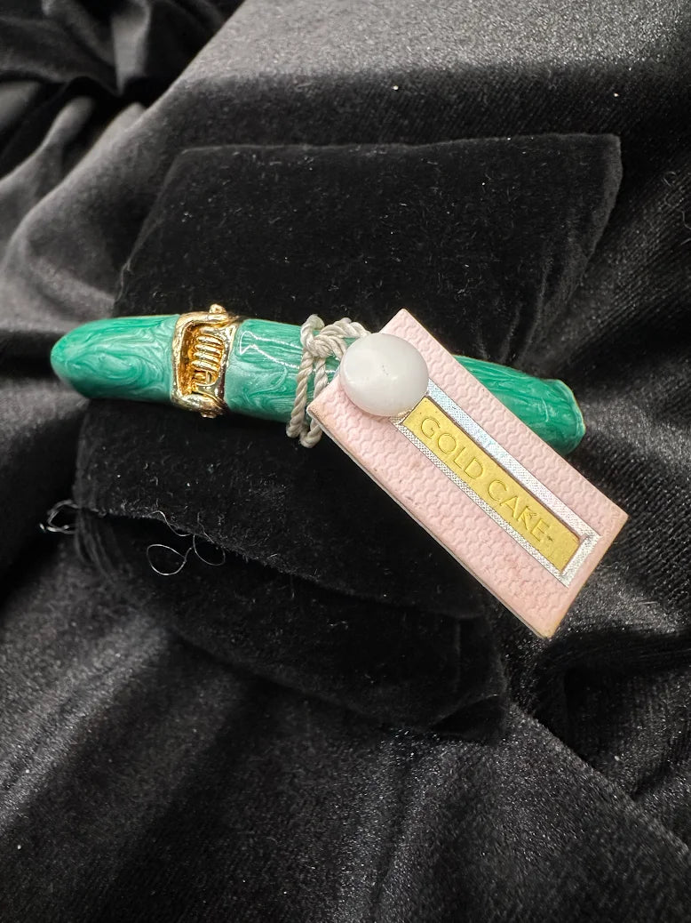 Vintage Gold Cake Couture Green Enamel Hinged Bangle Bracelet Carved Bird Handle Gold Tone Accent