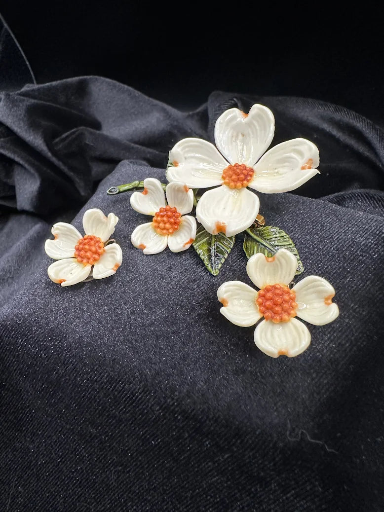 Vintage Dogwood Flower Brooch & Clip Earrings Set – White Lucite Petals Orange Bead Centers Floral Jewelry