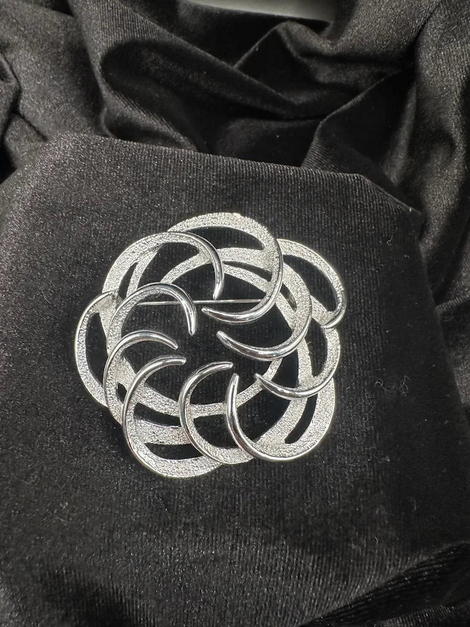 Sarah Coventry Tailored Swirl Brooch 1962 | Silver Tone Abstract Loop Pin
