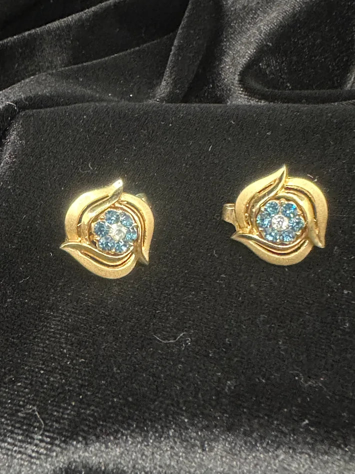 Crown Trifari Gold Tone Blue Crystal Clip Earrings Swirl Floral Vintage Designer Jewelry