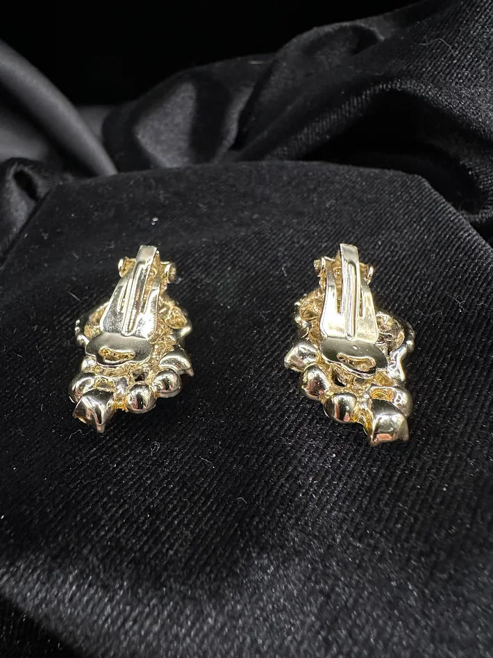 Vintage Silver Tone Aurora Borealis Rhinestone Clip Earrings AB Crystal Cluster Curved Ribbon Design Statement
