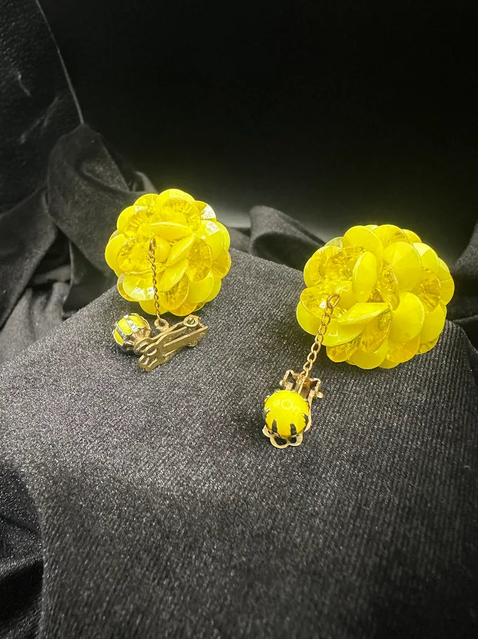 Vintage Yellow Flower Dangle Clip Earrings | Dimensional Floral Statement Earrings