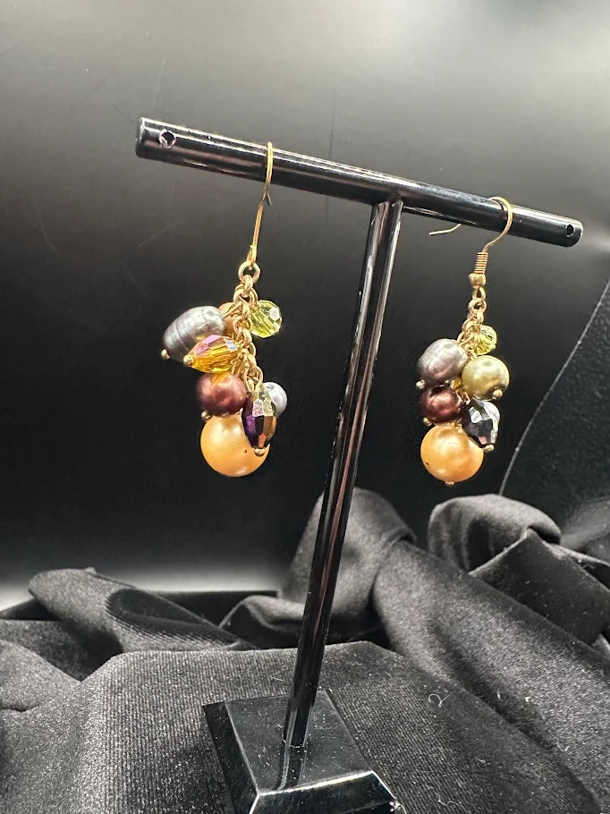 Multicolor Pearl Bead Necklace and Earrings Set with Gold Tone Chain
