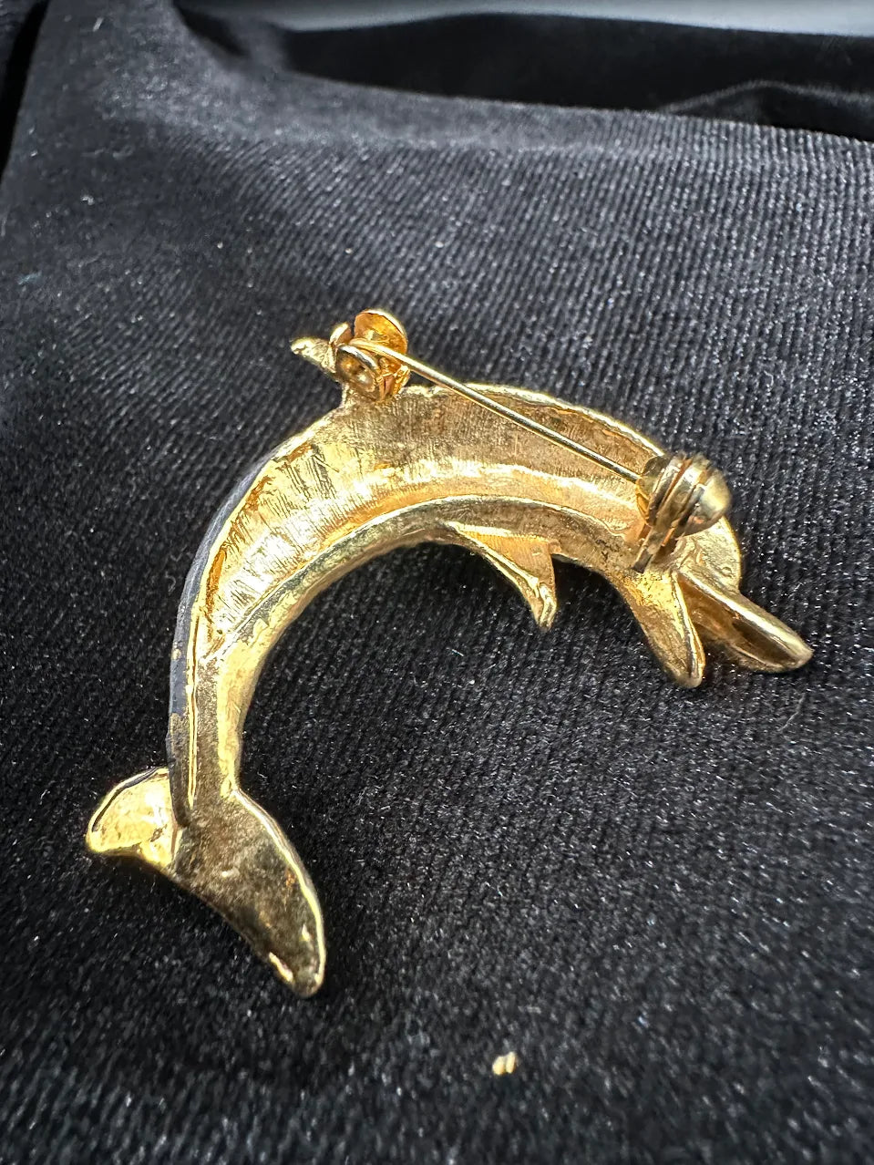 Gold Tone Gray Dolphin Brooch | Crystal Accent Sea Life Pin  Description