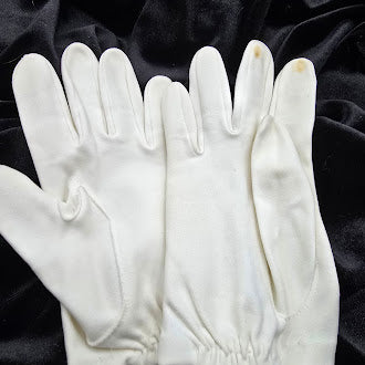 Vintage white ladies dress gloves classic formal gloves with age spots