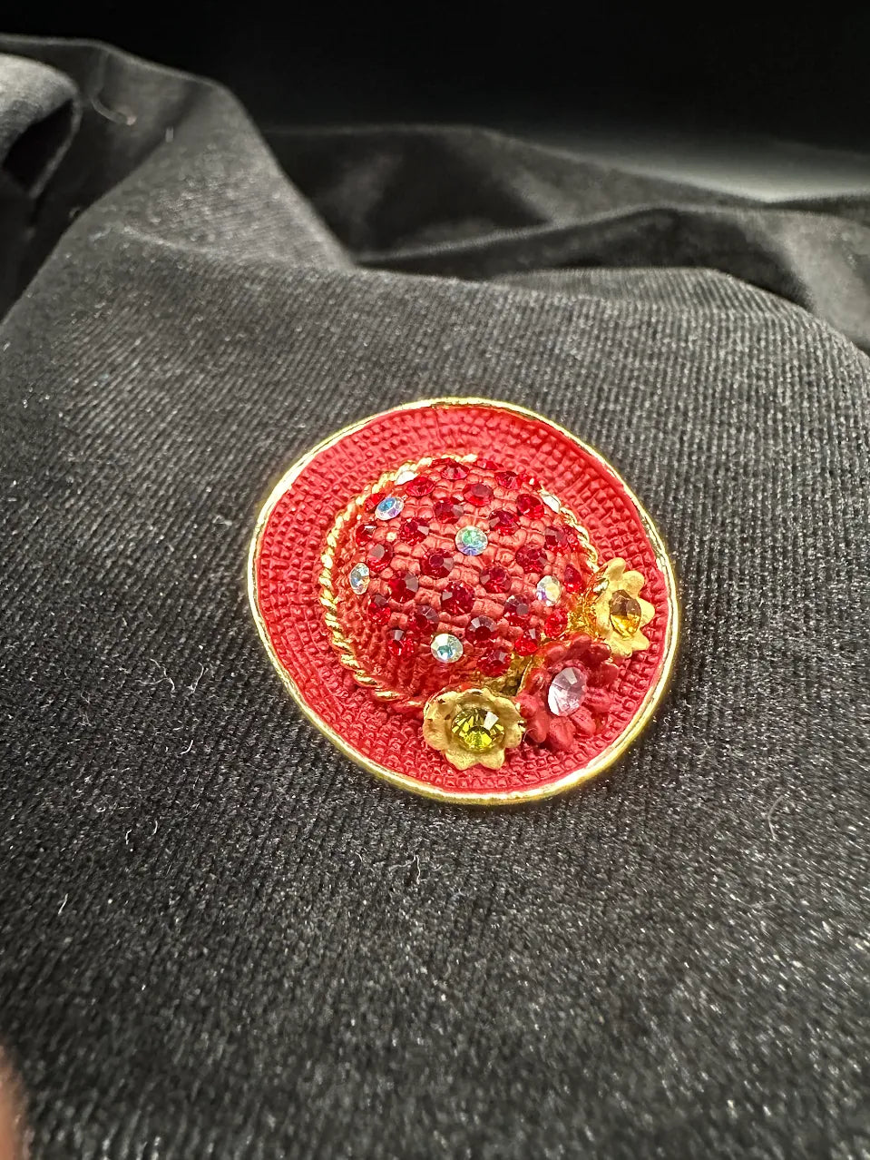 Red Crystal Wide Brim Hat Brooch