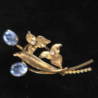 Signed Van Dell Gold Filled Blue Rhinestone Floral Brooch & Screw Back Earrings Demi-Parure