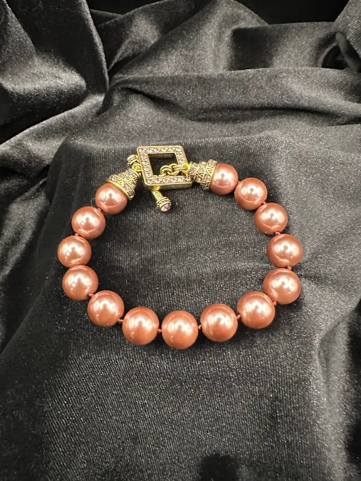 Heidi Daus Faux Pearl Bracelet Mauve Beaded Crystal Pave Clasp Gold Tone Statement Designer