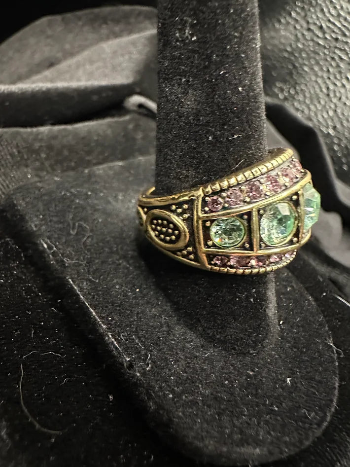 Heidi Daus Red Crystal Pavé Ring Gold Tone Dome Statement Ring Size [Insert] Bold Glam