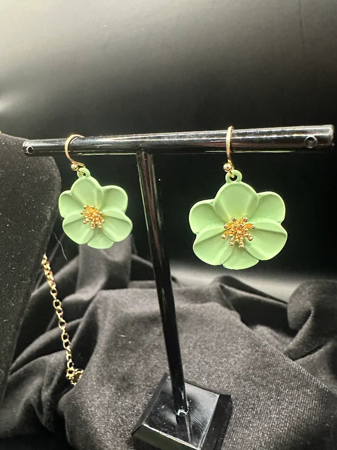 Mint Green Flower Necklace Earrings and Bracelet Set