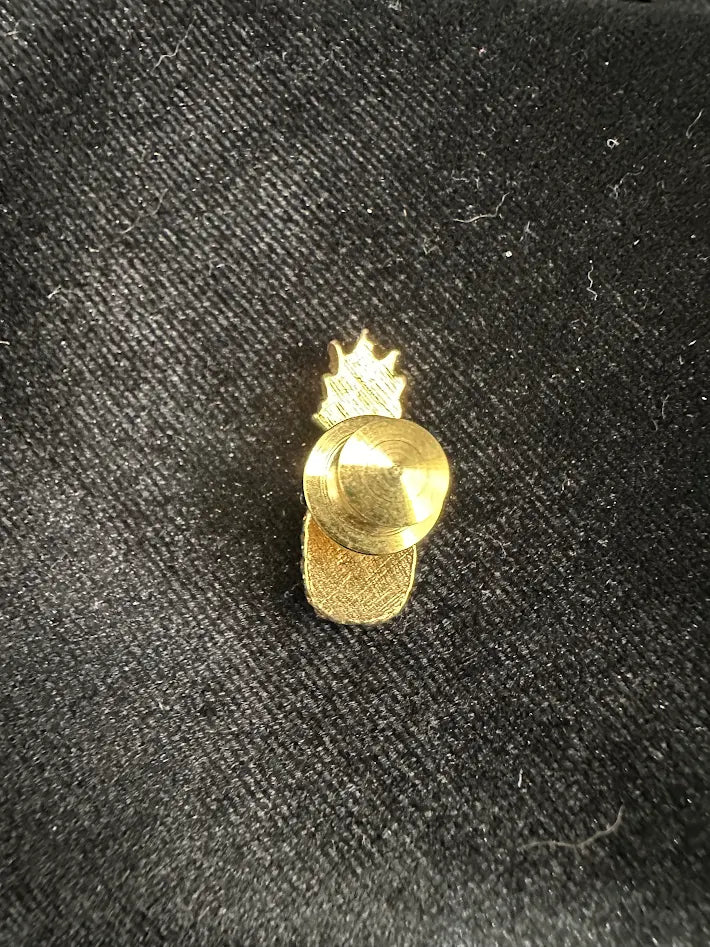Gold Tone Pineapple Brooch Small Minimalist Fruit Pin Vintage Style Cute Jewelry