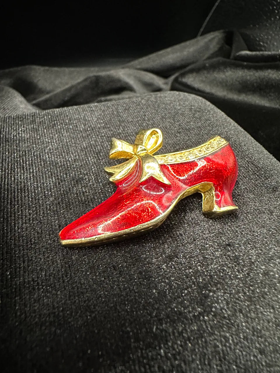 Red Enamel Style Shoe Brooch