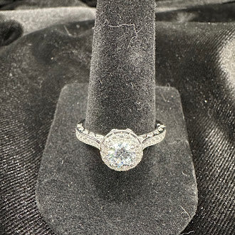Round Brilliant Halo CZ Engagement Style Ring in 925 Sterling Silver Size 6 Elegant Pavé Statement Ring