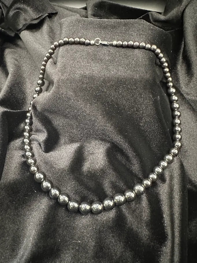 Black Peacock Pearl Style Necklace with Silver Tone Decorative Clasp