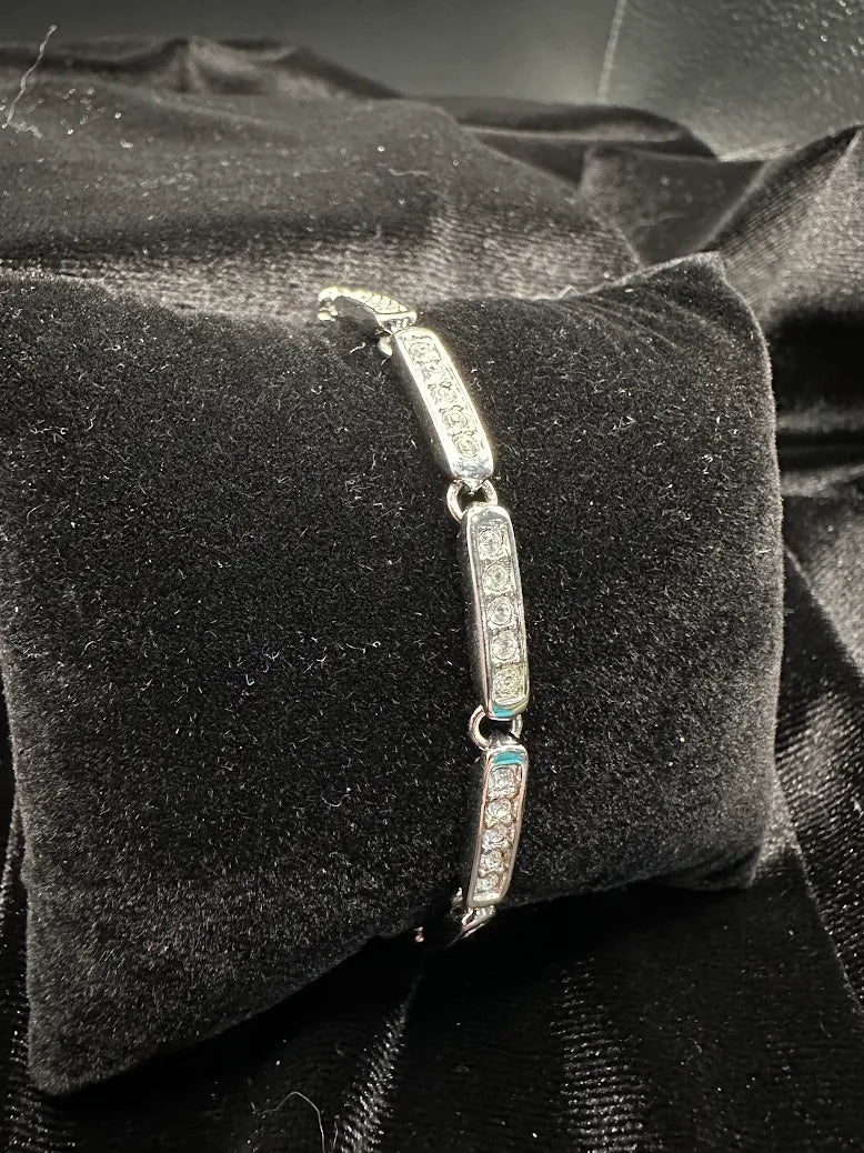 Swarovski Silver Tone Crystal Link Bracelet Geometric Bar Station Design