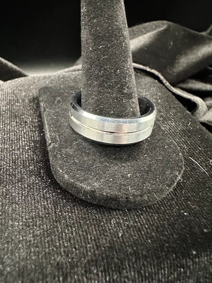 Men’s Tungsten Wedding Band Size 12 Brushed Silver Modern Band width 8mm