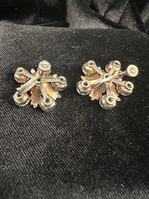 Gold Tone Aurora Borealis Crystal Cluster Screw Back Earrings Round Rhinestone Floral Vintage Jewelry