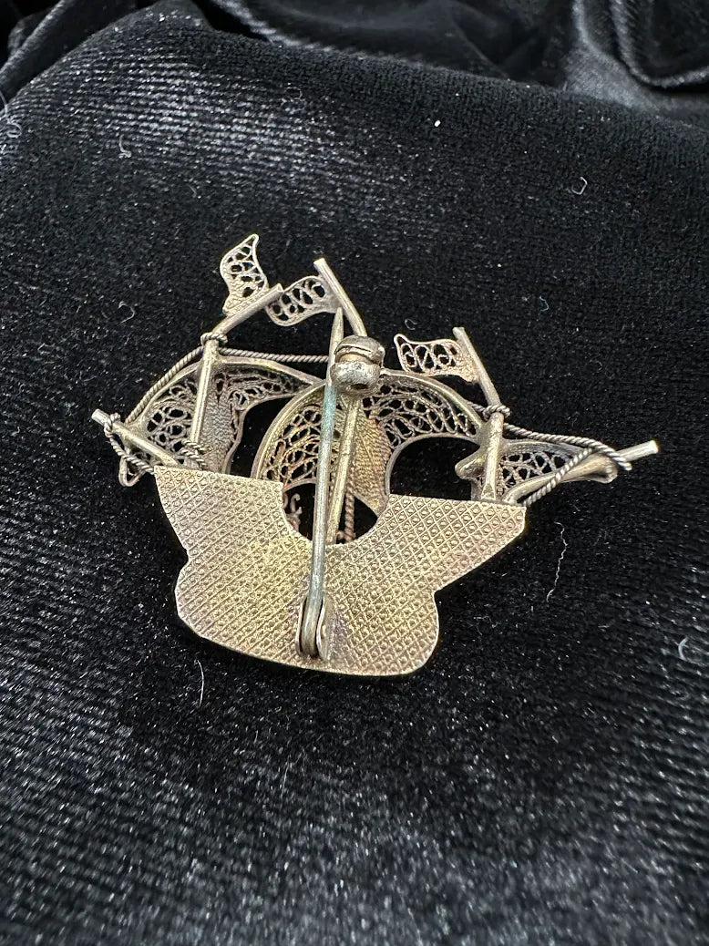 Vintage Antique Style Filigree Sailing Ship Brooch Silver Tone Nautical Galleon Maritime Pin
