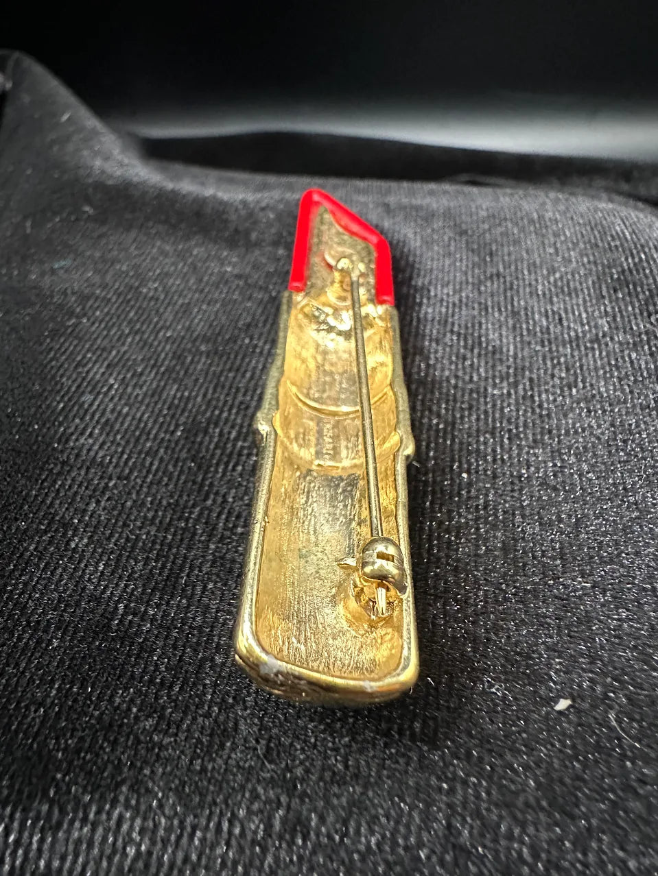 Piscitelli Gold Tone Red Lipstick Brooch