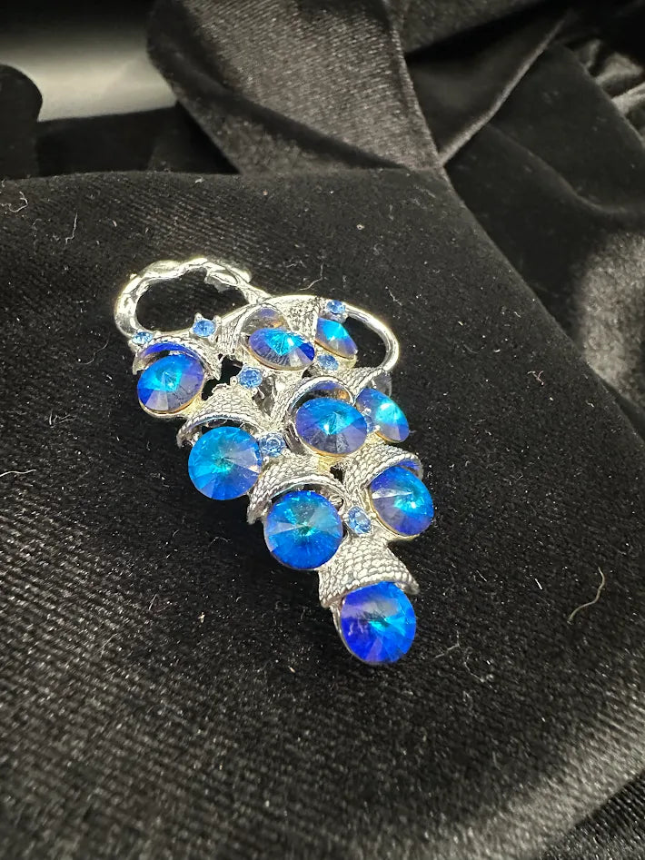 Vintage Blue Crystal Grape Cluster Brooch Silver Tone Aurora Borealis Rhinestone Statement Pin Large Dimensional Fruit Jewelry