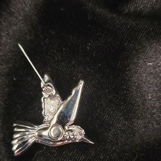 Swarovski Silver Tone Crystal Bird Brooch Dove In Flight With Swan Logo