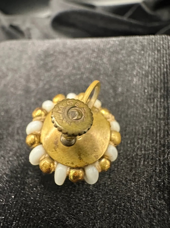 Vintage Gold Tone White Daisy Clip Earrings | Dimensional Floral Button Earrings