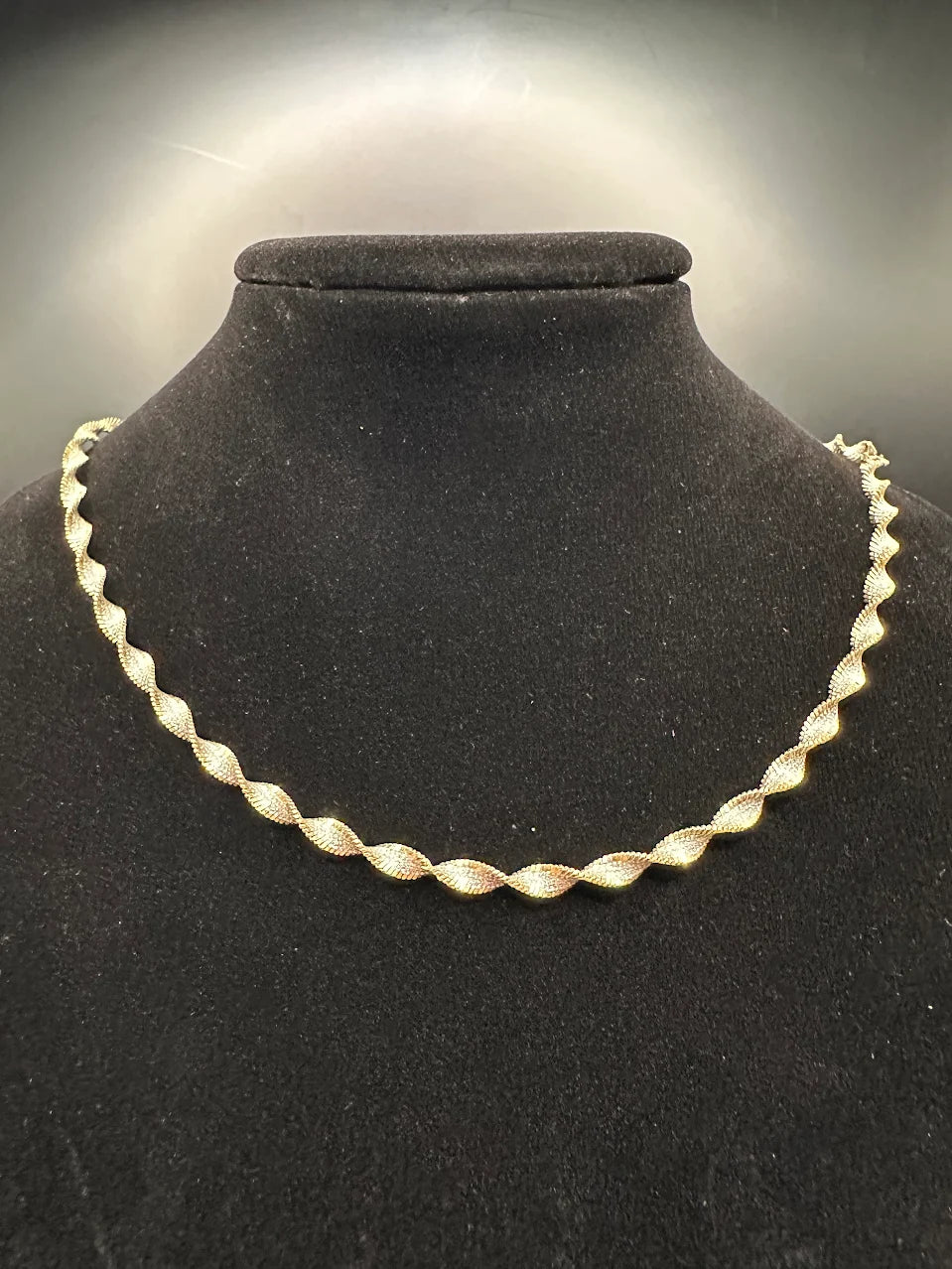 925 Sterling Silver and Vermeil Twist Link Necklace Ribbed Vintage Design 7.2g