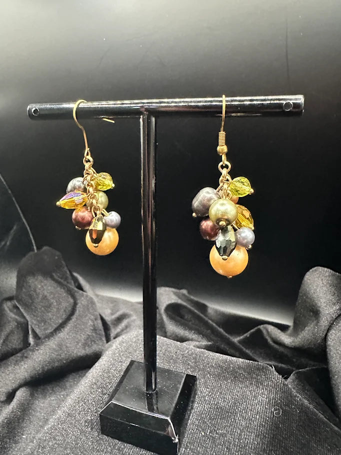 Multicolor Pearl Bead Necklace and Earrings Set with Gold Tone Chain