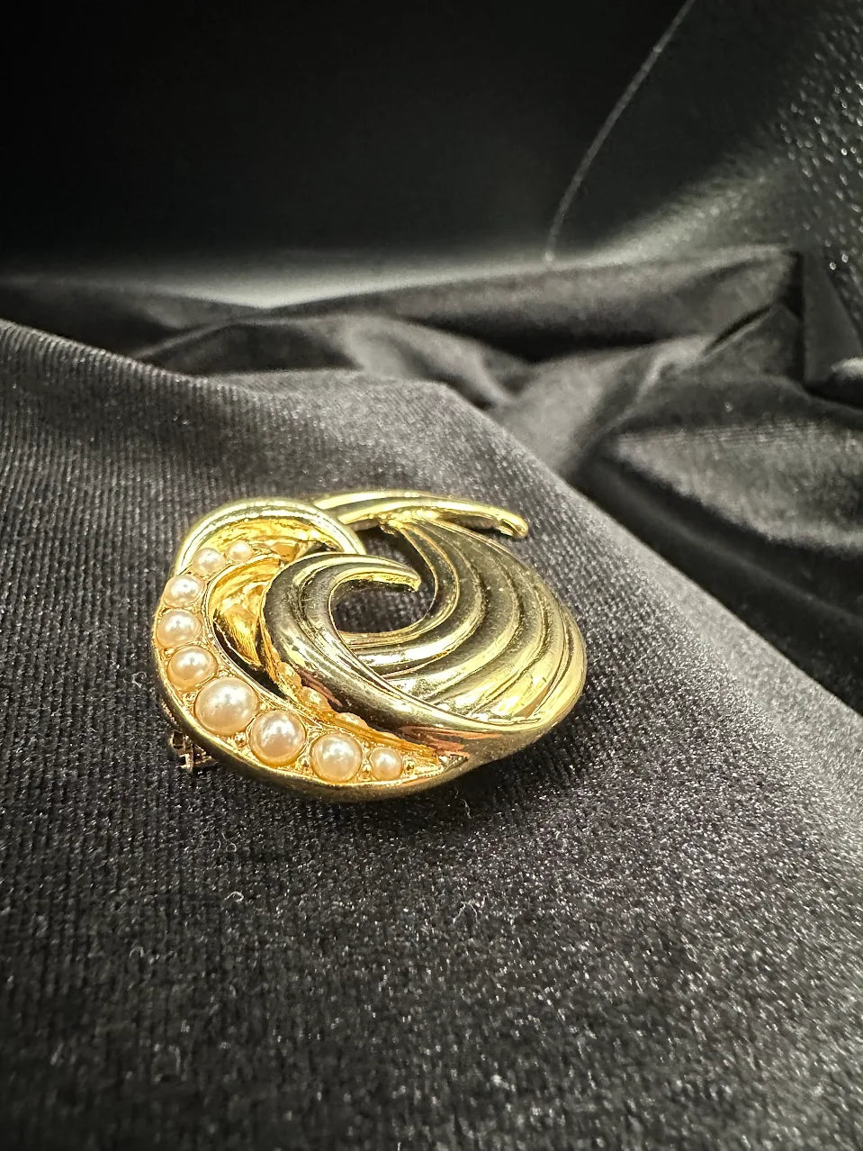 Trifari Gold Tone Swirl Brooch with Pearl Style Accents