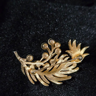 Vintage Crown Trifari Gold Tone Leaf Spray Brooch with Faux Pearl Cluster | Signed Botanical Fern Pin