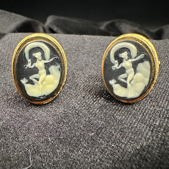 Vintage Dante Cameo Style Figural Cufflinks Gold Tone Pinup Girl Novelty Men's Accessories