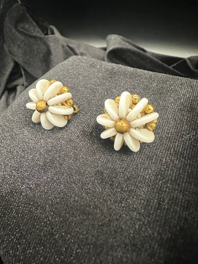 Vintage Gold Tone White Daisy Clip Earrings | Dimensional Floral Button Earrings